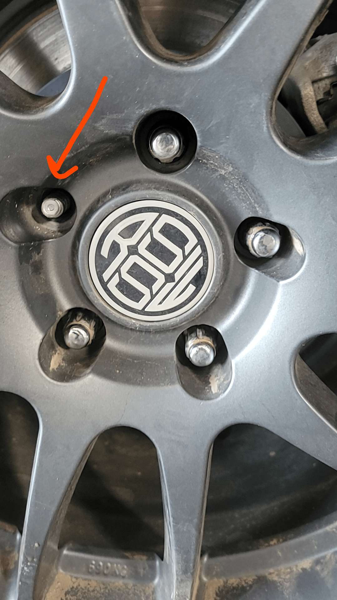 Can A Missing Lug Nut Cause Vibration