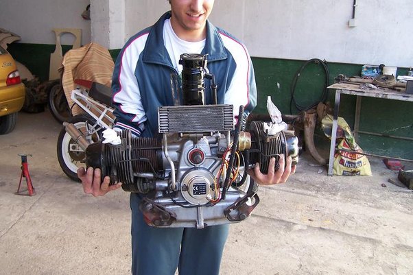 How Much Does a Car Engine Weight
