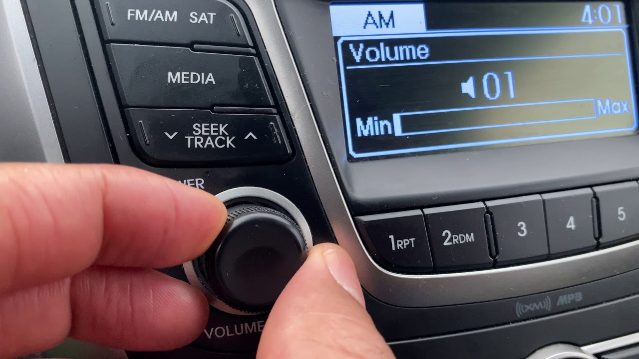 How to Turn off Radio in Car