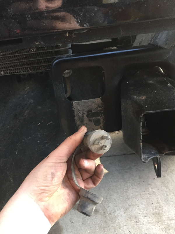 What Is The Plug On The Front Of My Truck