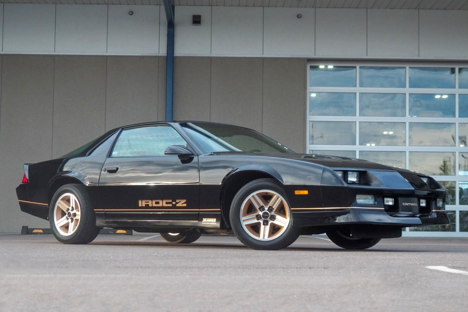 Which Is Better Iroc Or Z28